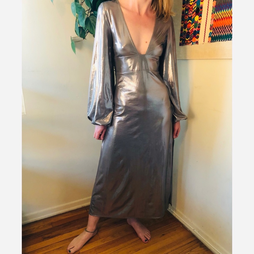 WFFS Metallic Long Puff Sleeve Midi Dress